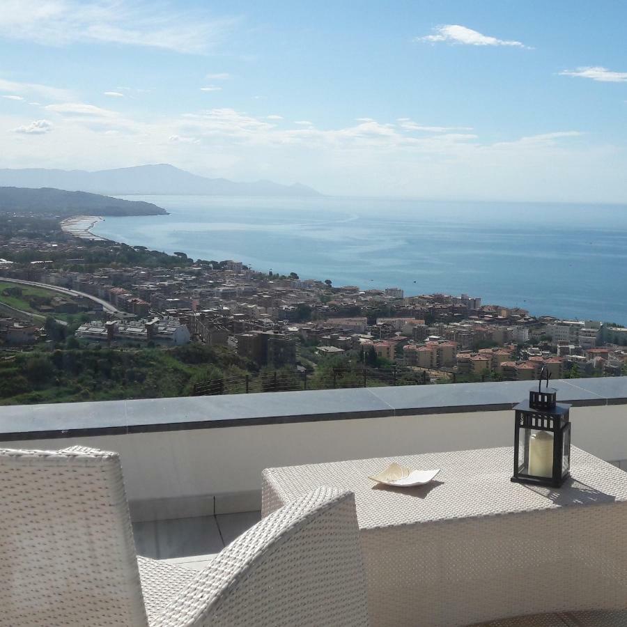 Villa Treglia B&B Formia Exterior foto